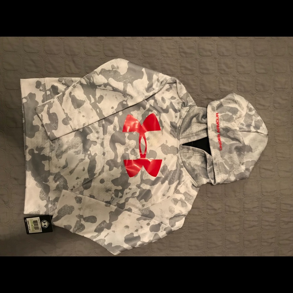 New under Armour hoodie